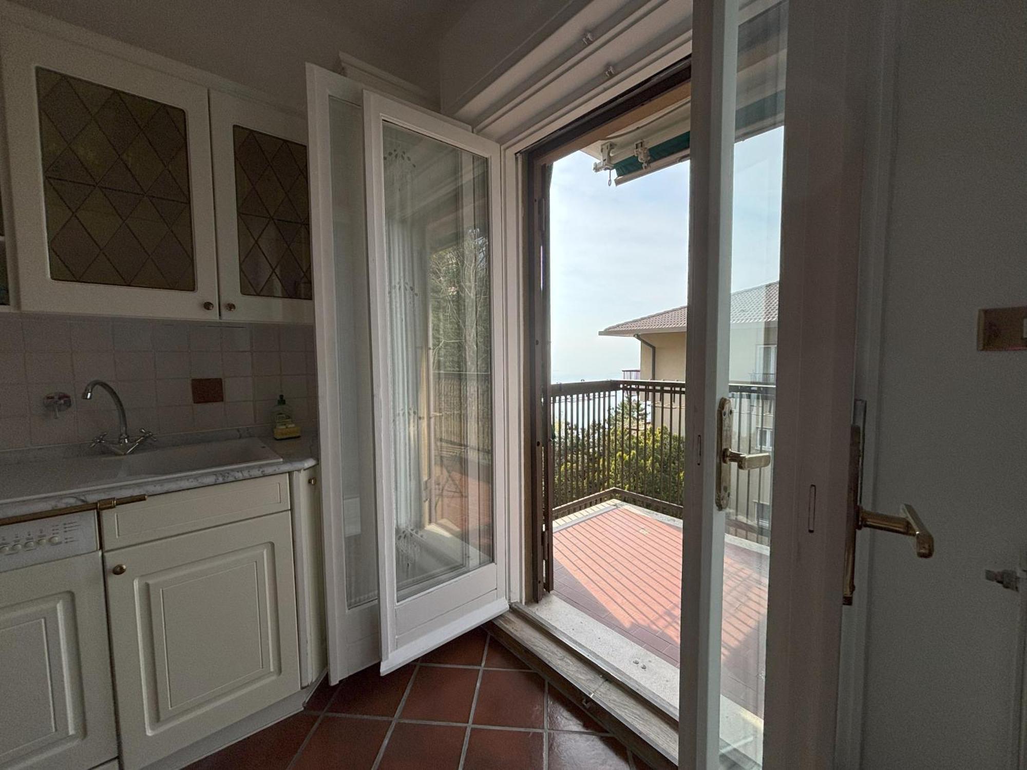 Affitto Turistico Via Bonomea 219-1 Apartment ตรีเอสเต ภายนอก รูปภาพ