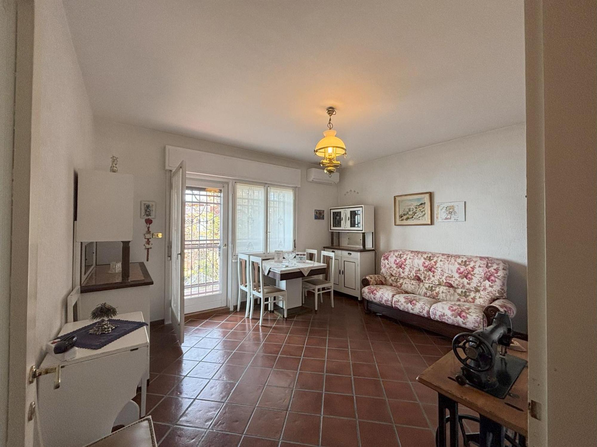 Affitto Turistico Via Bonomea 219-1 Apartment ตรีเอสเต ภายนอก รูปภาพ