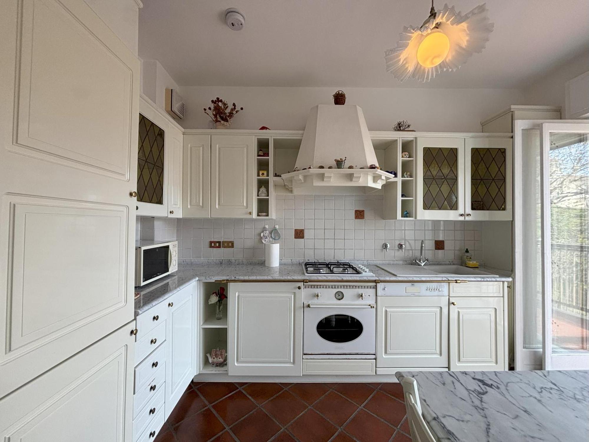 Affitto Turistico Via Bonomea 219-1 Apartment ตรีเอสเต ภายนอก รูปภาพ