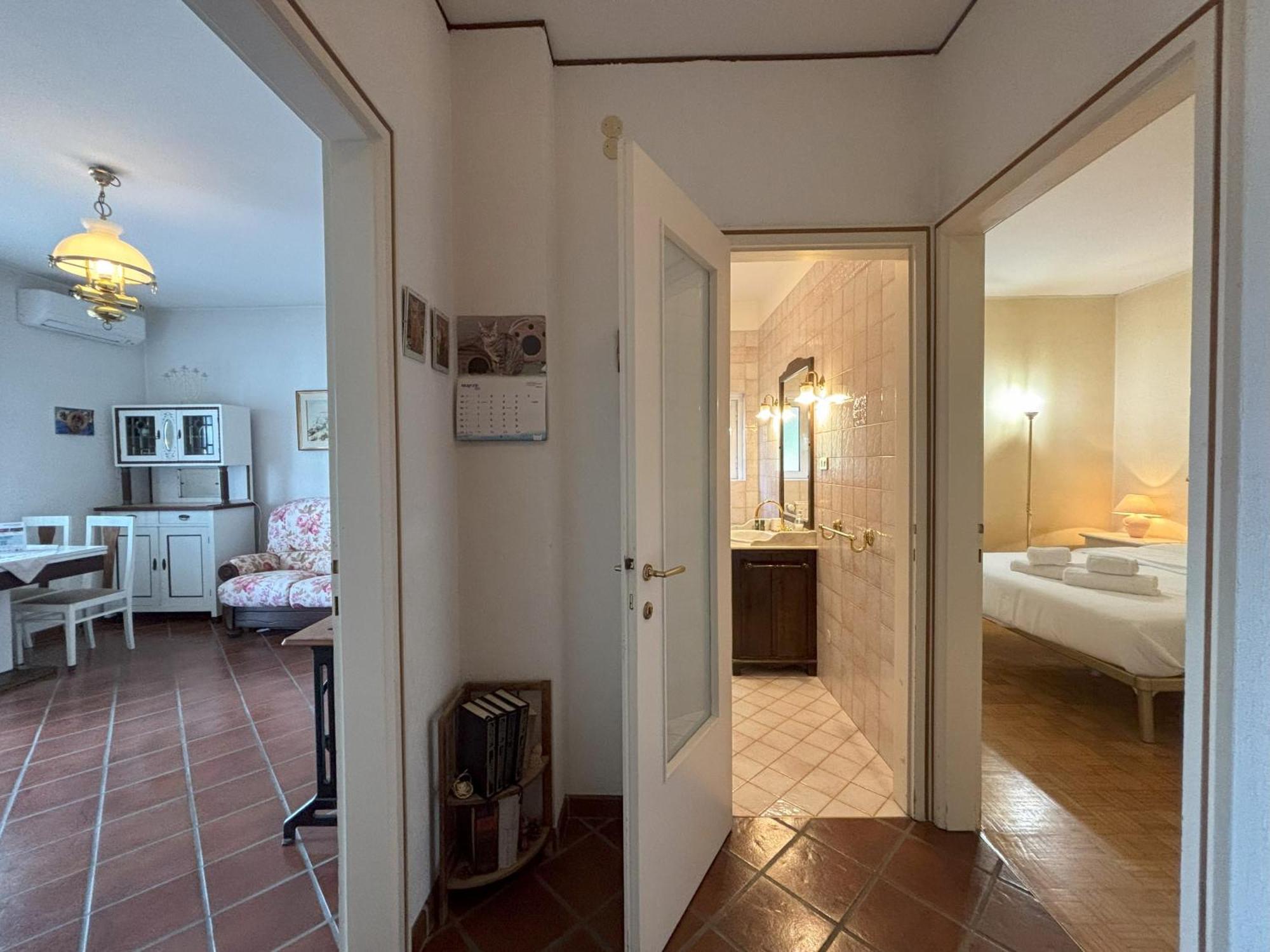 Affitto Turistico Via Bonomea 219-1 Apartment ตรีเอสเต ภายนอก รูปภาพ